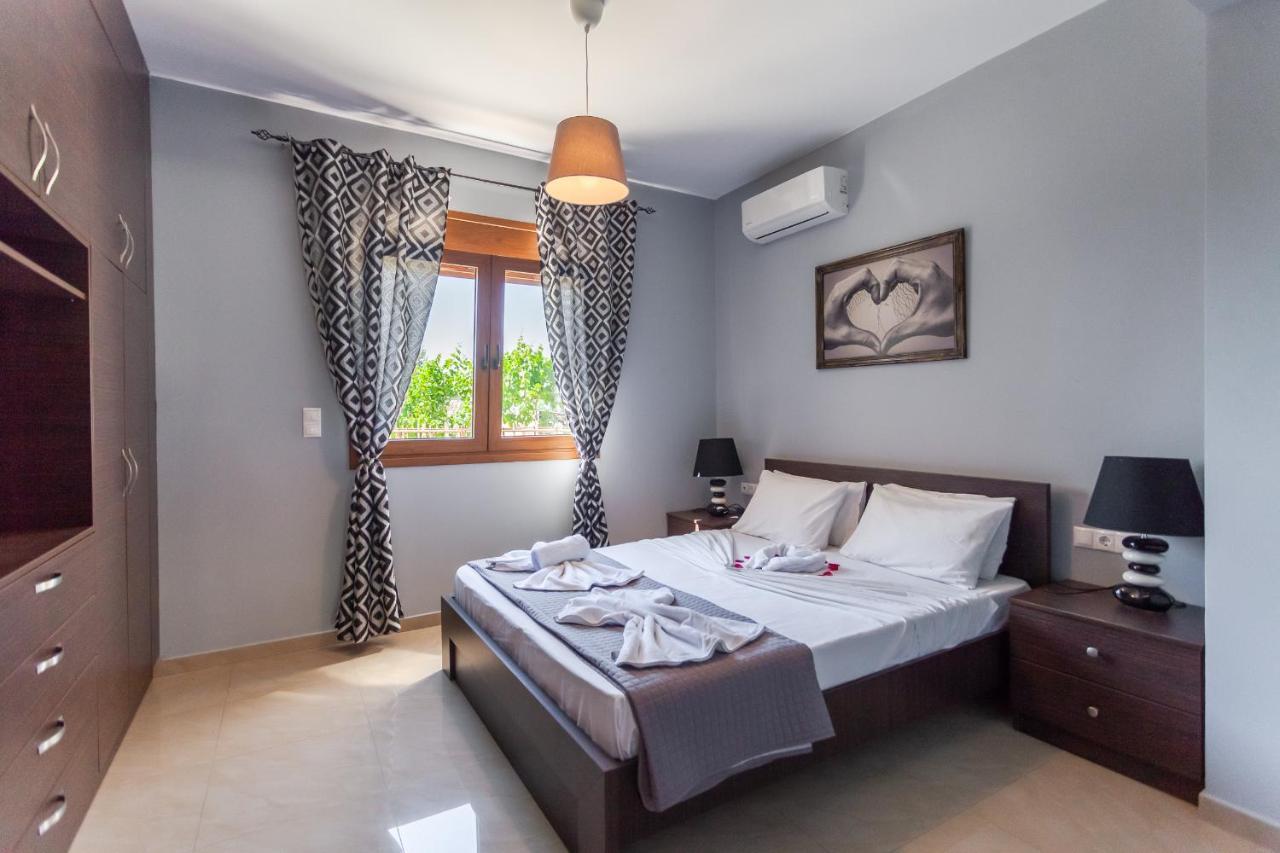 Garden House Apartment เกรมาสตี ภายนอก รูปภาพ